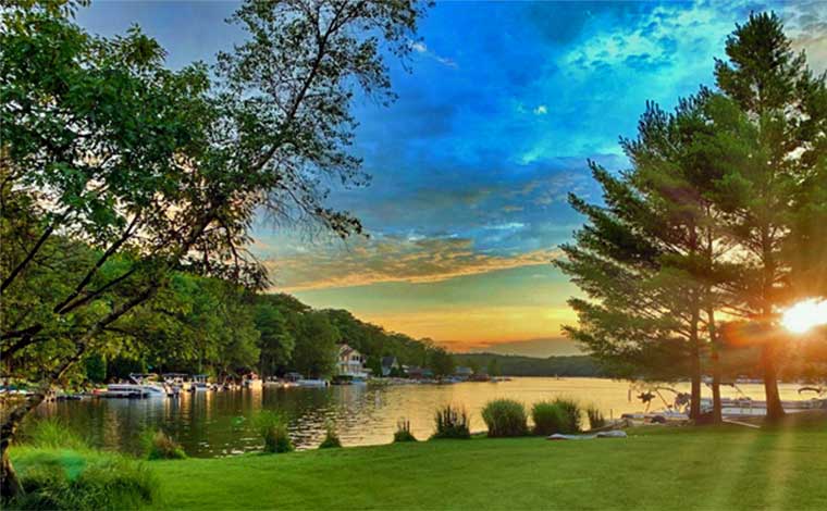 Lake Harmony PA A Pocono Mountain Paradise